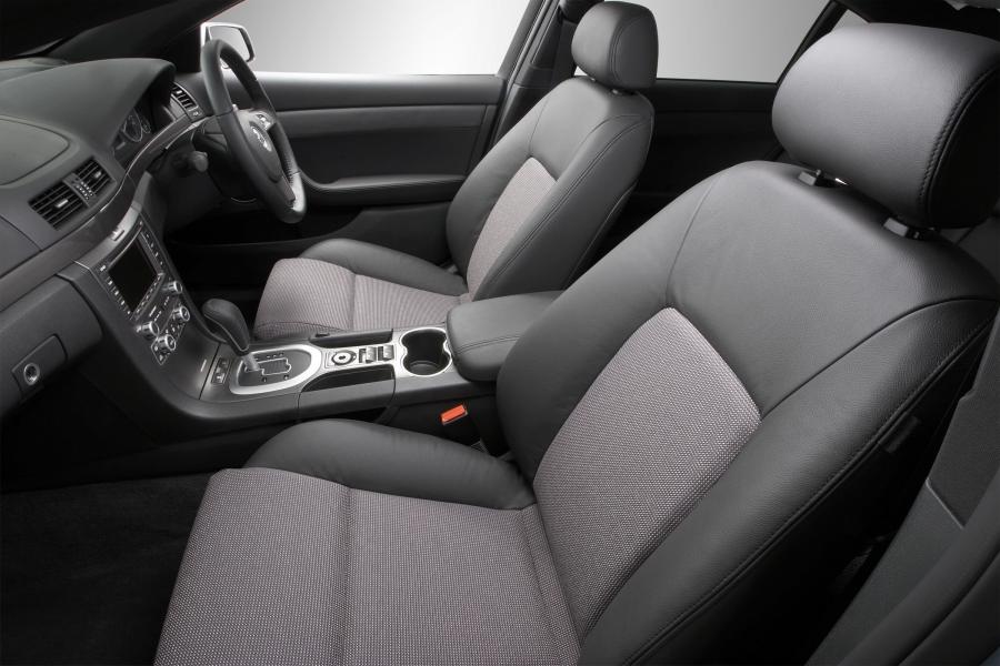  Holden Calais 2006 года  (фото 16 из 29)